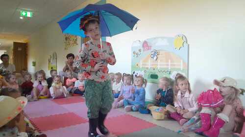 Jesienny pokaz mody w przedszkolu