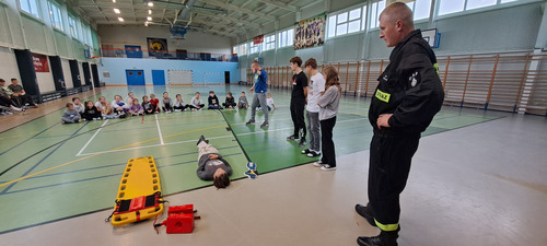 Lekcja udzielania pierwszej pomocy
