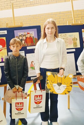  IV Powiatowego Konkursu Plastycznego 